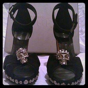 Alexander McQueen Daim Velour/Cannes Ribbon Heels